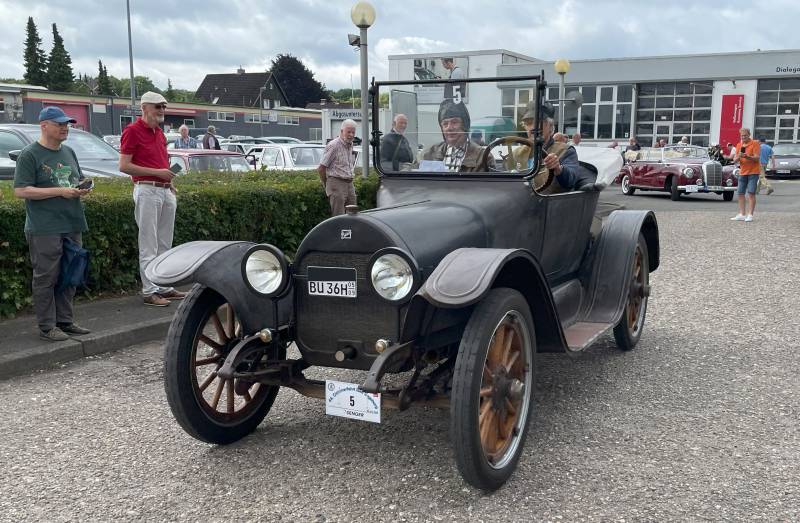 05-img_4684.jpg 05-img_4684.jpg