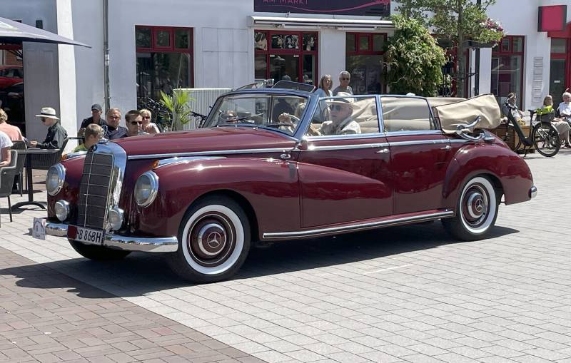 06-img_e4715.jpg 06-img_e4715.jpg