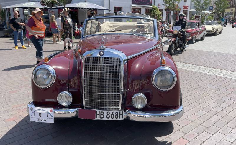 06-img_e4716.jpg 06-img_e4716.jpg