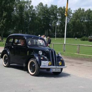 7-01260063.jpg